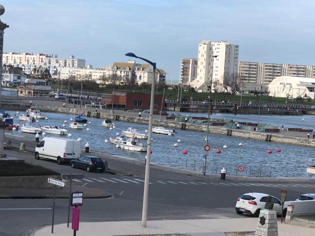 Chambres Privees Calais Ferry-Port-Place D'Armes Luaran gambar